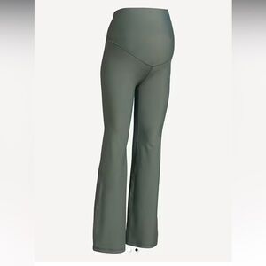 Old Navy Women's Maternity Full-Panel Powersoft flare leggings
